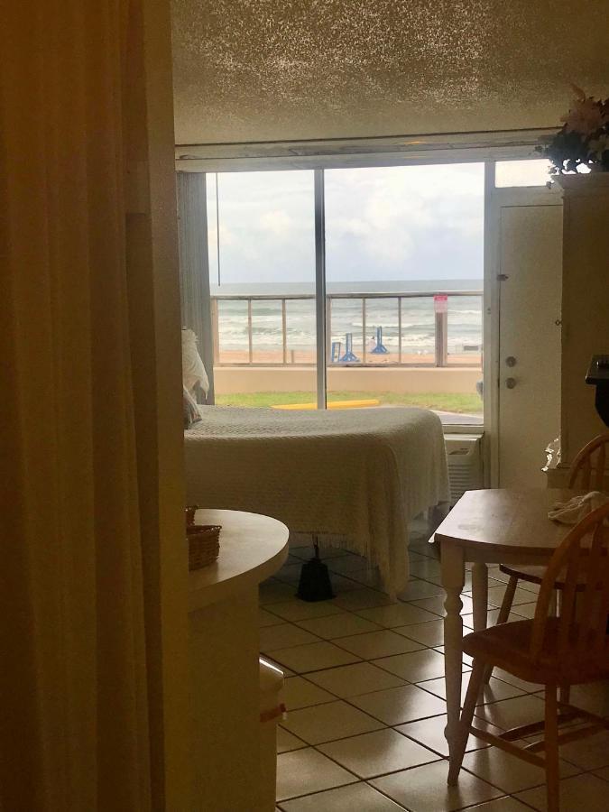 Ocean Waves - Ocean Front At Symphony Beach Club! Ormond Beach Eksteriør bilde